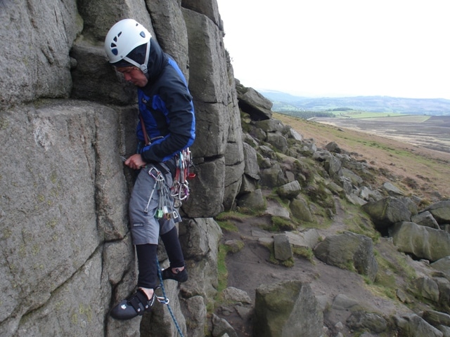 climbing in the peak district