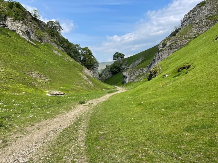 Walking the Limestone Way (Peak District): A Complete Guide