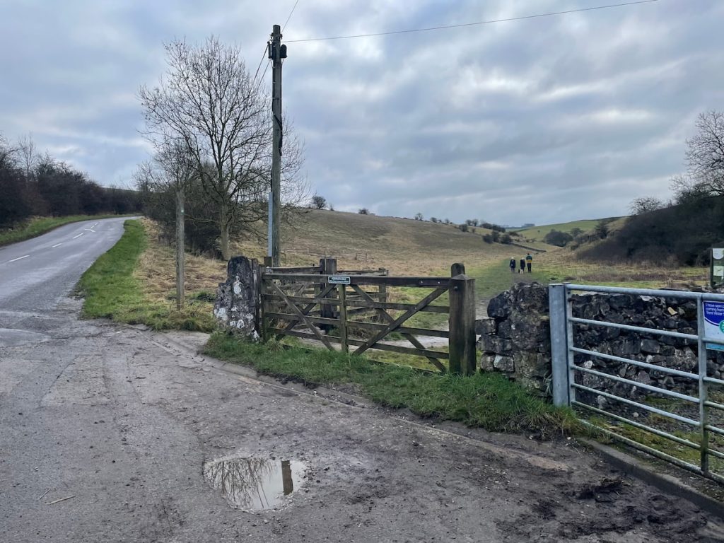 start of lathkill dale footpath
