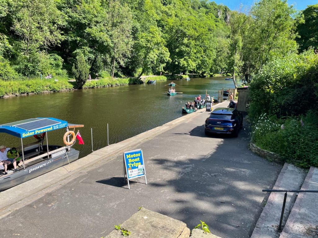 Hire a Rowing, Pedal or Electric Boat