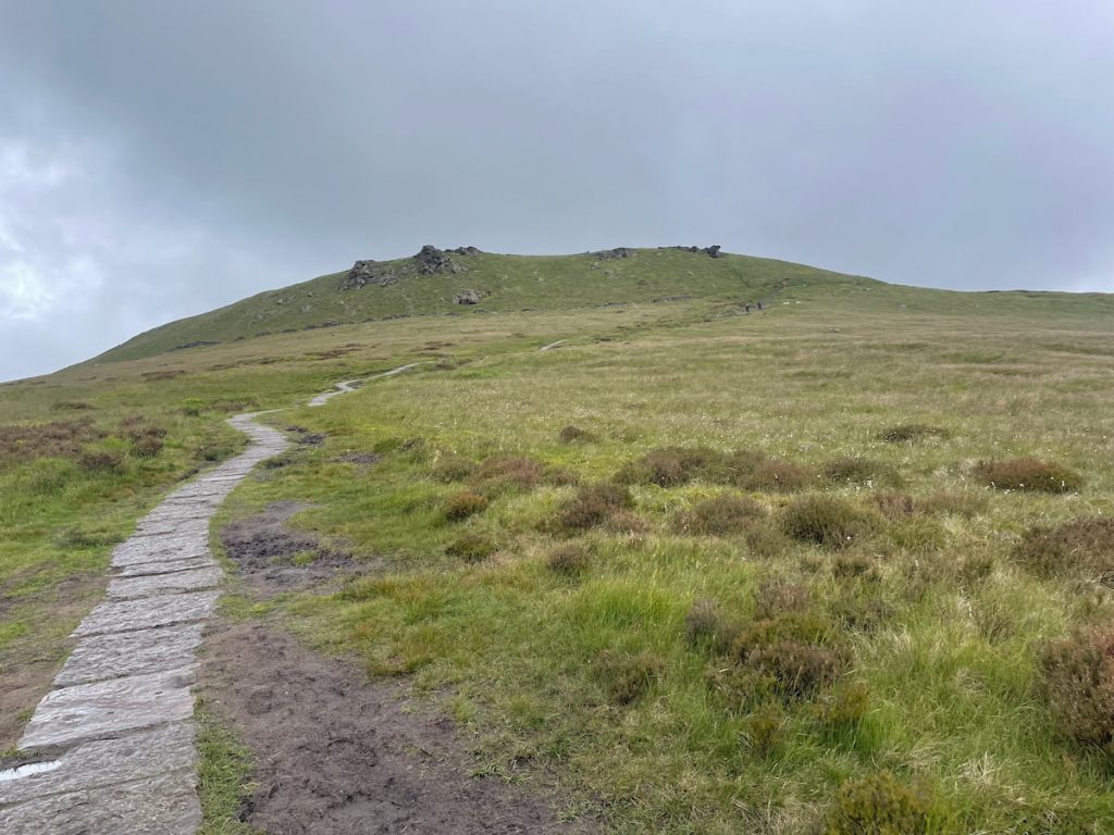 Pennine Way heading up to kinder low
