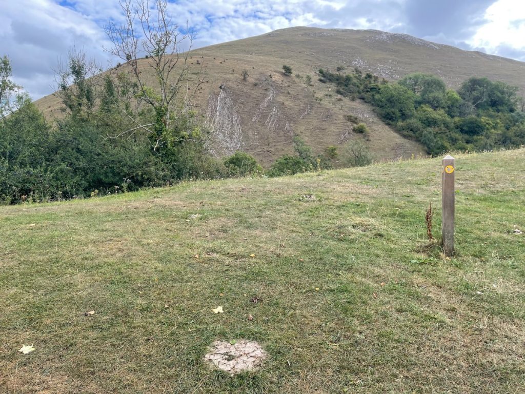 path between wetton mill tea rooms and thors cave